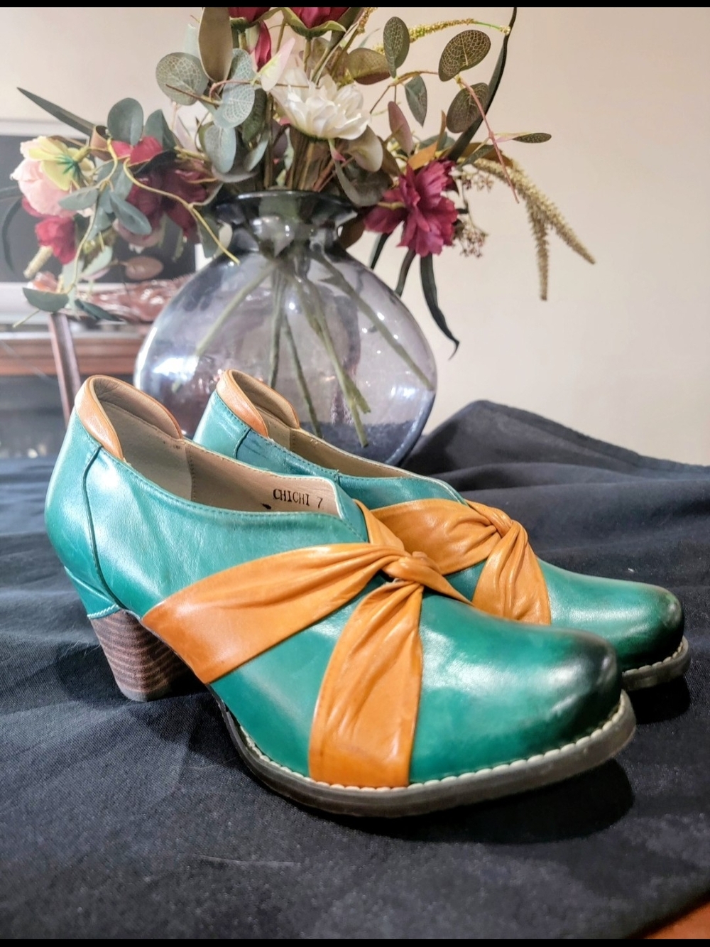 Elite by Corkys Chichi Heel Vintage Turquoise size 7 90s